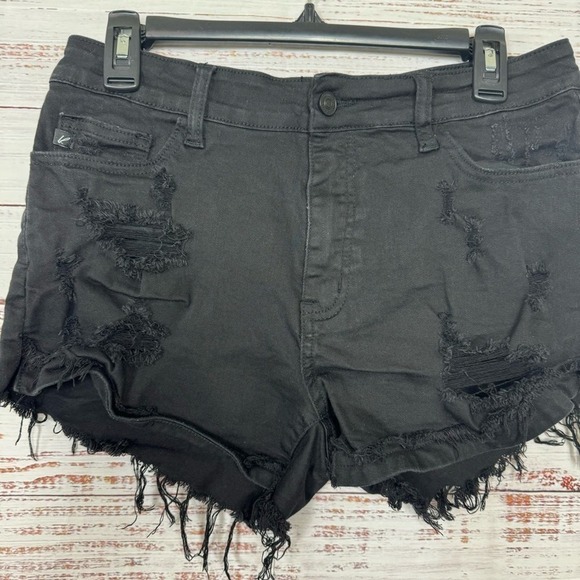KanCan shorts cut off raw hem black ripped distressed size 11 denim shorts - Picture 2 of 5